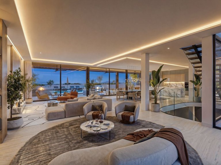 Villa for Sale in New Golden Mile, Malaga 7