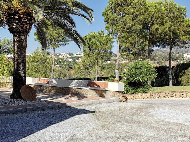Villa for Sale in Estepona, Malaga 8