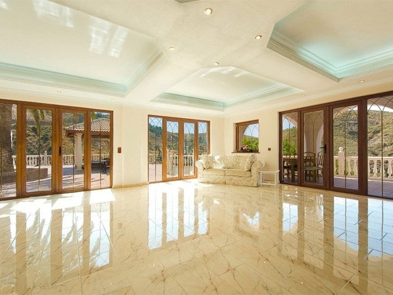 Villa for Sale in Inland Alhaurin El Grande, Malaga 15