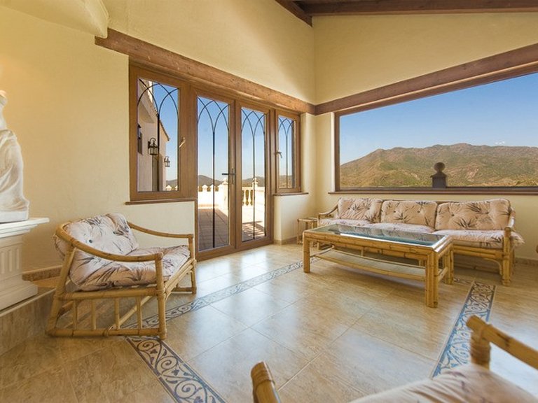 Villa for Sale in Inland Alhaurin El Grande, Malaga 9
