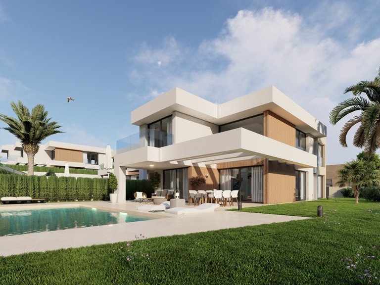 Villa for Sale in La Duquesa, Malaga 2