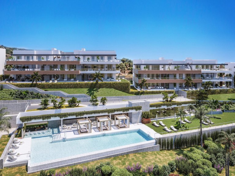 Apartment for Sale in Altos De Los Monteros, Malaga 1