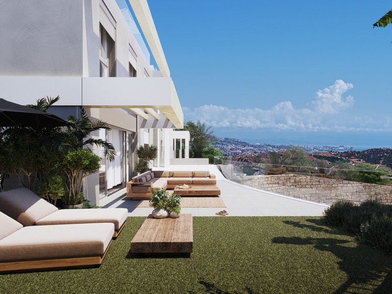 Town House for Sale in Calanova Golf, Malaga 2