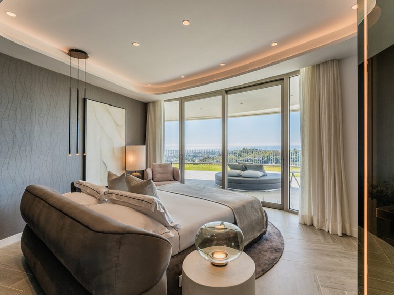 Penthouse for Sale in Marbella, Malaga 6