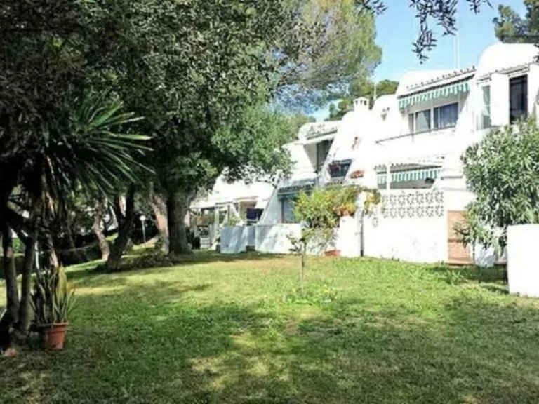 Apartment for Sale in Estepona, Malaga 1