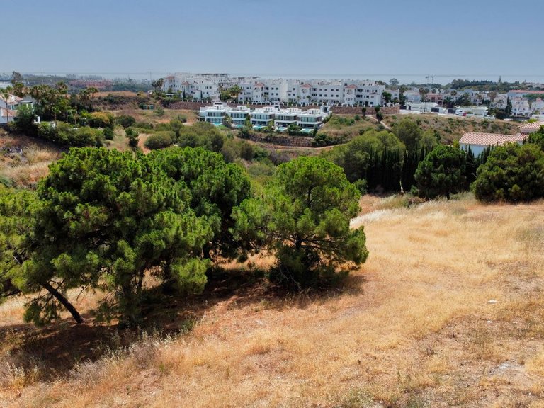 Plot for Sale in Selwo, Malaga 2