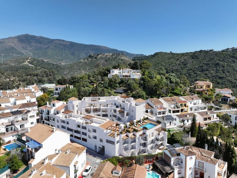 Apartment for  in Benahavís, Malaga 21