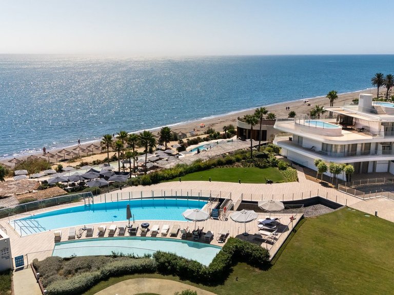 Apartment for Sale in Estepona, Malaga 1