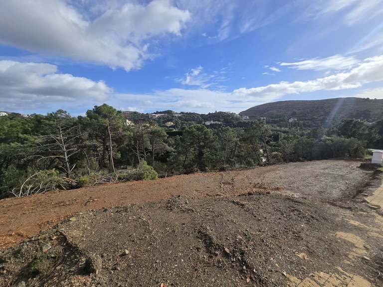 Plot for Sale in Costa del Sol, Benahavís, Malaga 4
