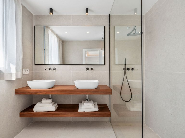 Town House for Sale in Nueva Andalucía, Malaga 25