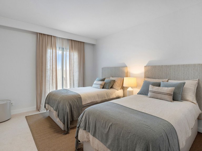 Town House for Sale in Nueva Andalucía, Malaga 31