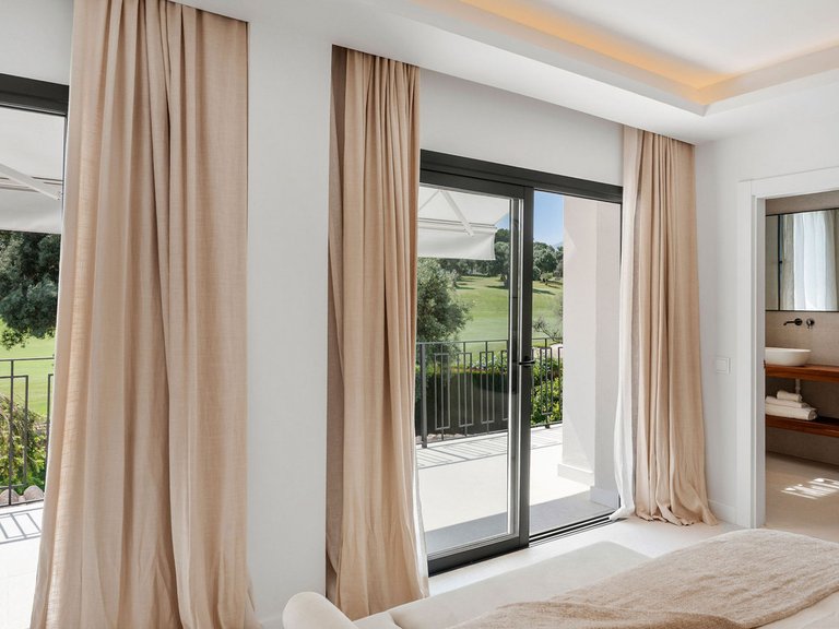 Town House for Sale in Nueva Andalucía, Malaga 33