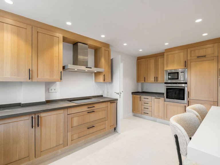 Town House for Sale in Nueva Andalucía, Malaga 4