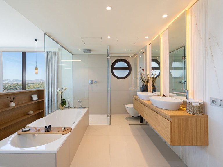 Apartment for Sale in Costa del Sol Fuengirola, Malaga 4