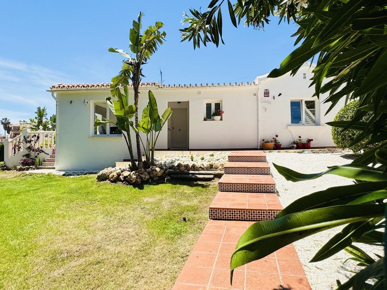 Villa for Sale in Mijas Costa, Malaga 31