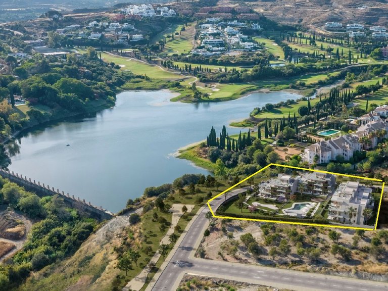 Apartment for Sale in Estepona, Malaga 7