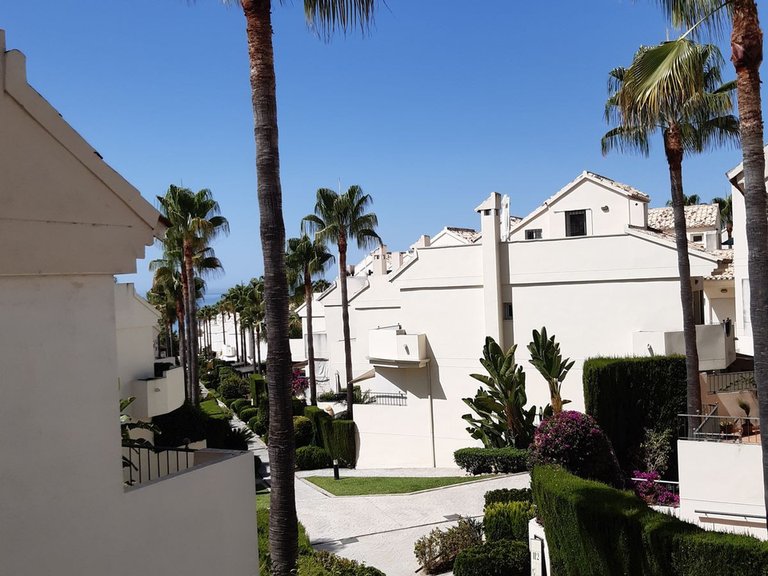 Town House for Sale in Las Chapas, Malaga 3
