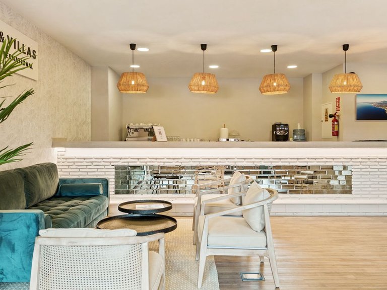Apartment for Sale in Benahavís, Malaga 17