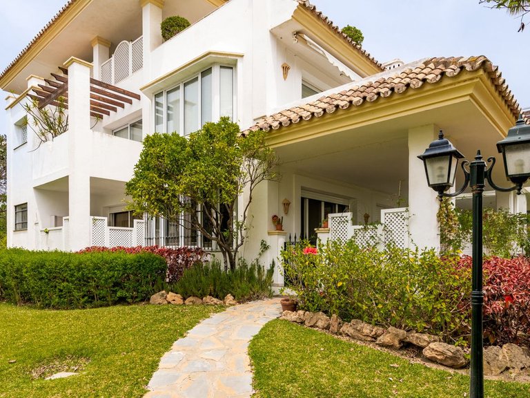 Apartment for Sale in Marbella, Malaga 43
