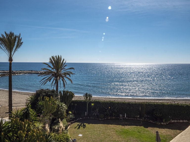 Apartment for Sale in Puerto Banús, Malaga 2