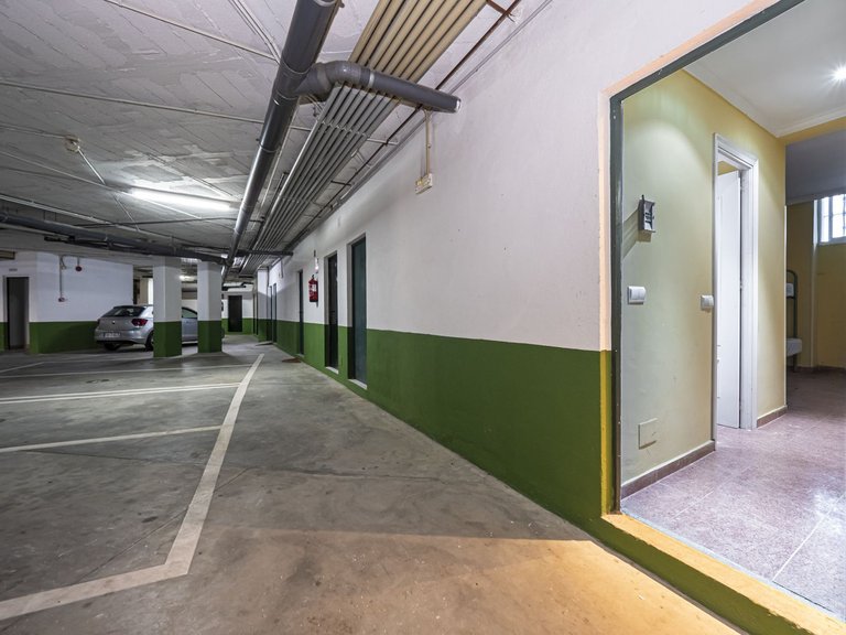 Apartment for Sale in Puerto Banús, Malaga 29