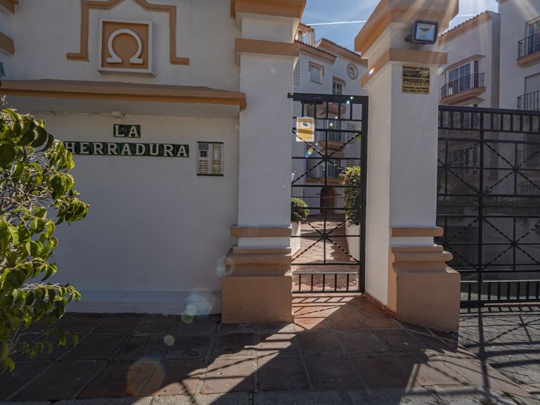 Apartment for Sale in Puerto Banús, Malaga 42