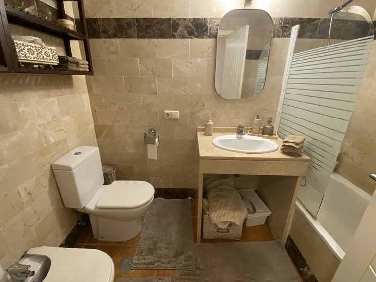 Apartment for Sale in Costa del Sol, El Paraiso, Malaga 19