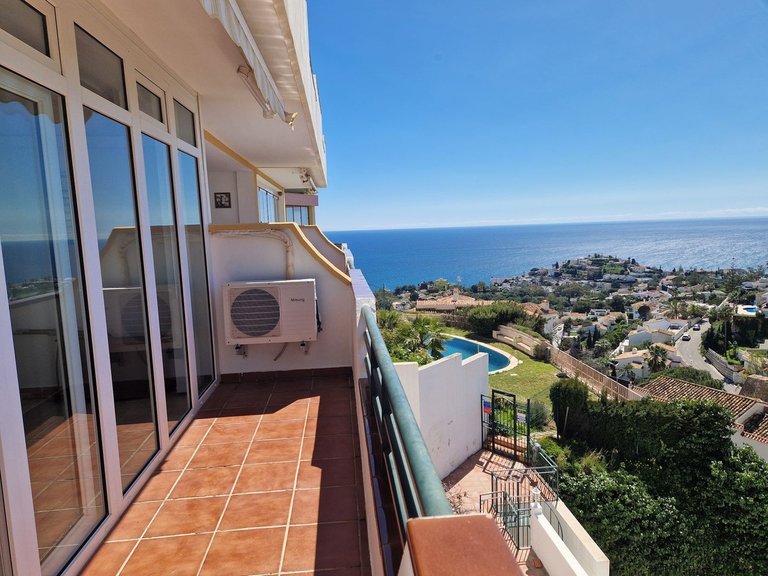 Apartment for Sale in Benalmadena Costa, Malaga 2