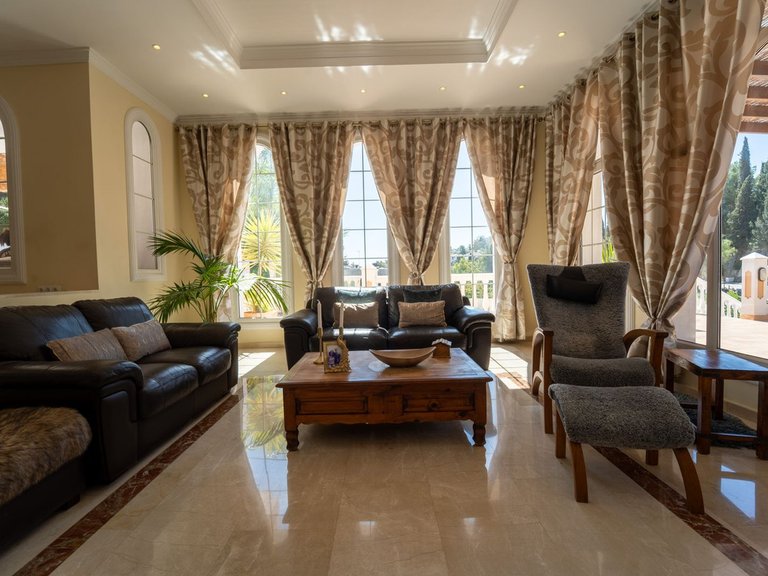 Villa for Sale in Mijas Costa, Malaga 43