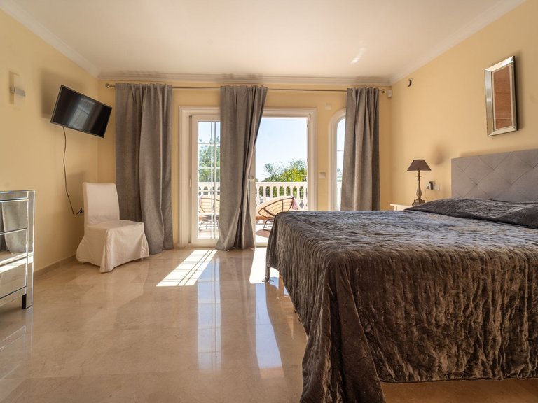 Villa for Sale in Mijas Costa, Malaga 68