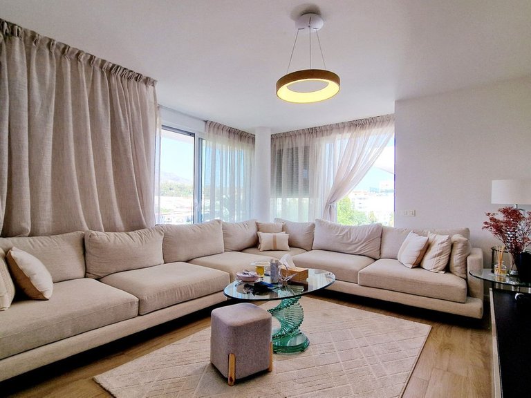 Apartment for Sale in Nueva Andalucía, Malaga 10
