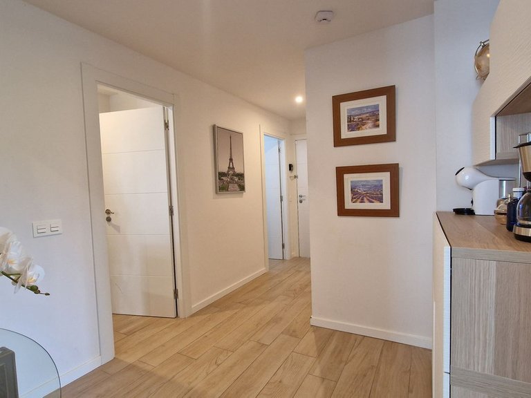 Apartment for Sale in Nueva Andalucía, Malaga 19