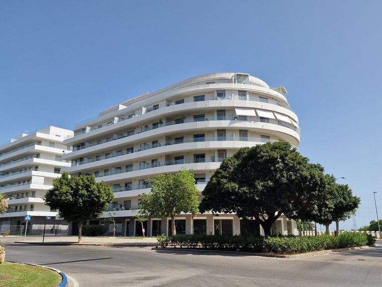 Apartment for Sale in Nueva Andalucía, Malaga 2
