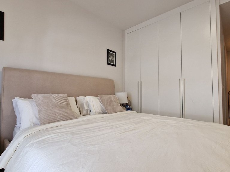 Apartment for Sale in Nueva Andalucía, Malaga 21