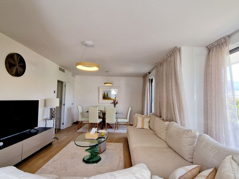 Apartment for Sale in Nueva Andalucía, Malaga 5