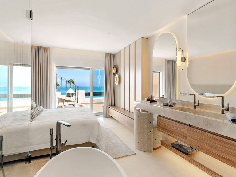 Penthouse for Sale in New Golden Mile, Malaga 21