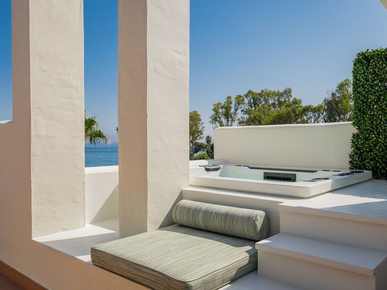 Penthouse for Sale in New Golden Mile, Malaga 27