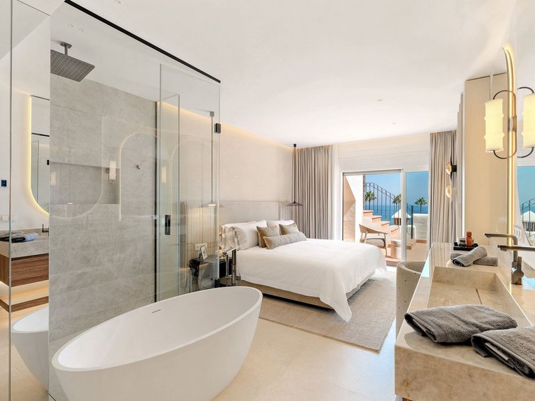 Penthouse for Sale in New Golden Mile, Malaga 30