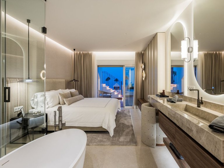 Penthouse for Sale in New Golden Mile, Malaga 50