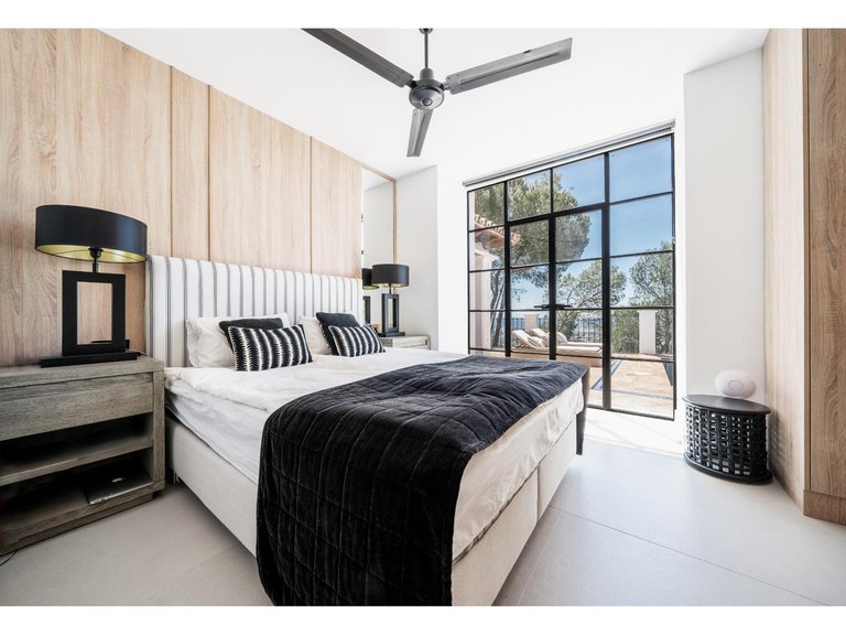 Villa for  in El Madroñal, Malaga 10