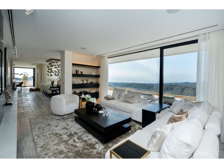 Villa for  in Benahavís, Malaga 11