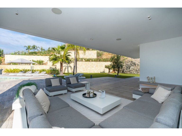 Villa for  in Benahavís, Malaga 4