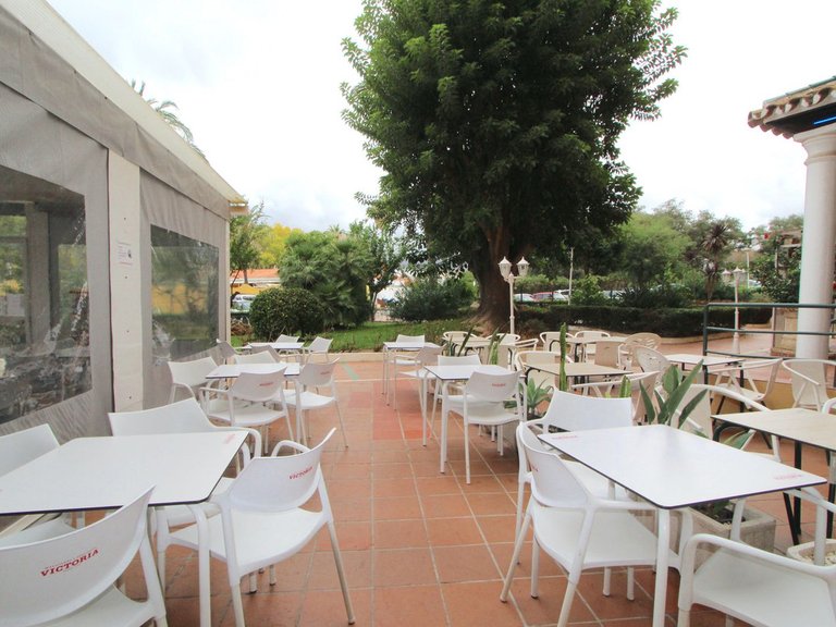 Commercial for Sale in Marbesa, Malaga 2