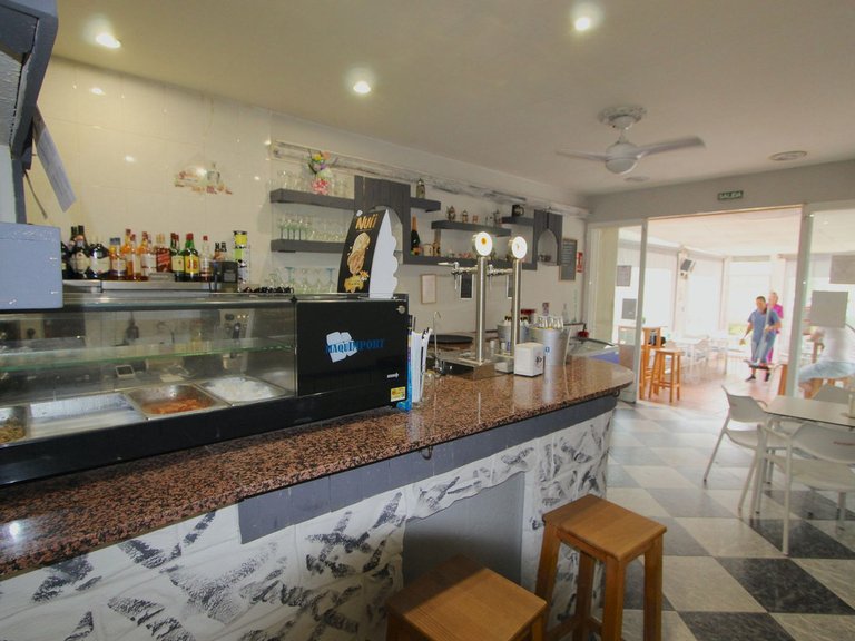 Commercial for Sale in Marbesa, Malaga 6