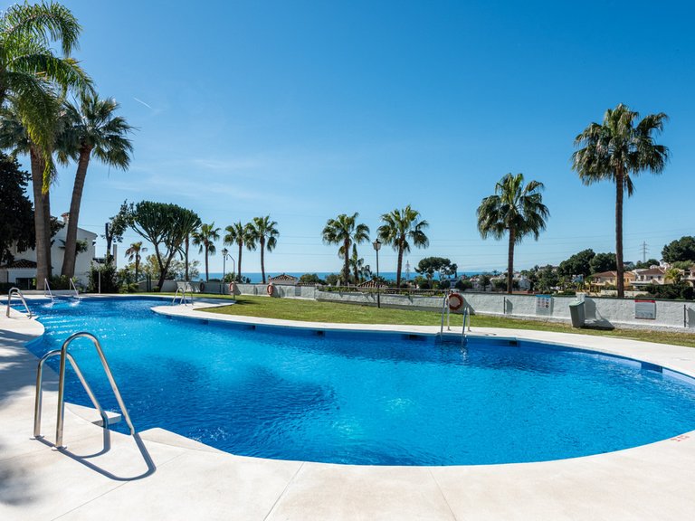 Apartment for Sale in Calahonda, Malaga 6