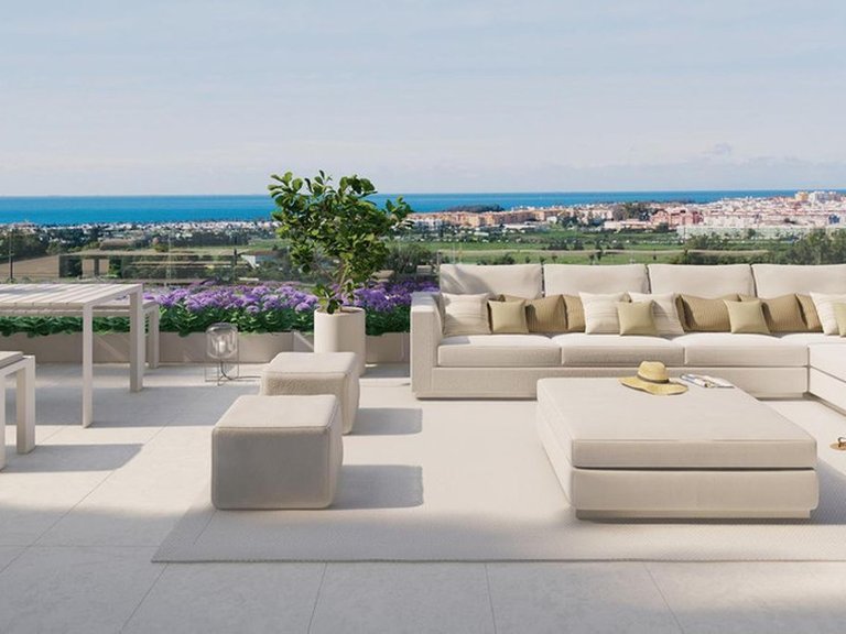 Apartment for Sale in Nueva Andalucía, Malaga 7