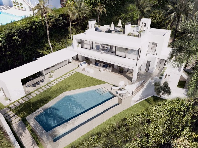 Villa for Sale in The Golden Mile, Malaga 32