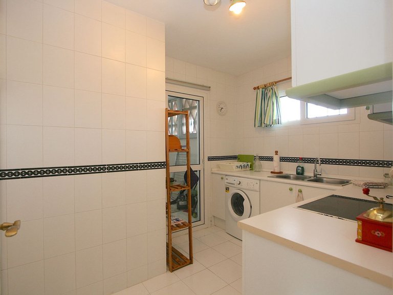 Penthouse for Sale in Costa del Sol Fuengirola, Malaga 12