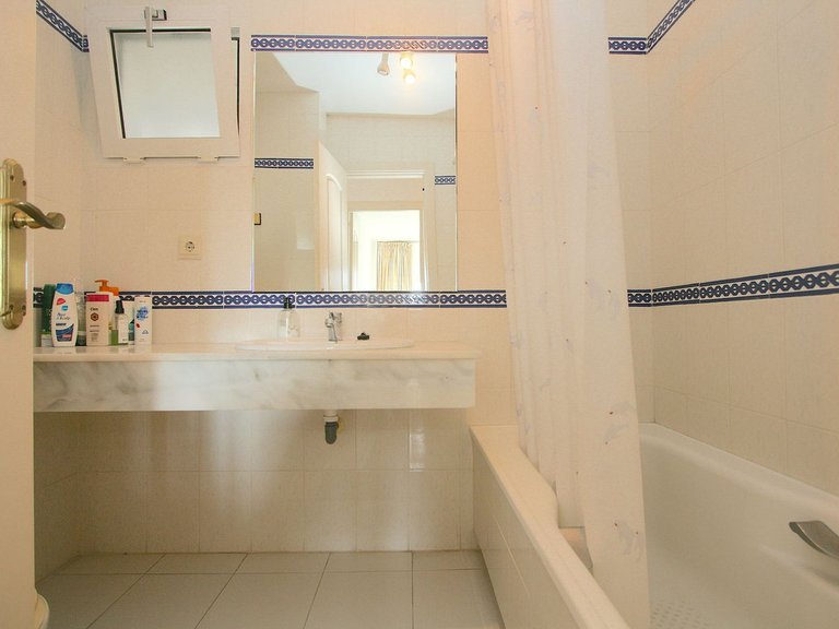 Penthouse for Sale in Costa del Sol Fuengirola, Malaga 16