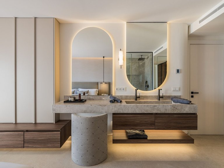 Penthouse for Sale in New Golden Mile, Malaga 19